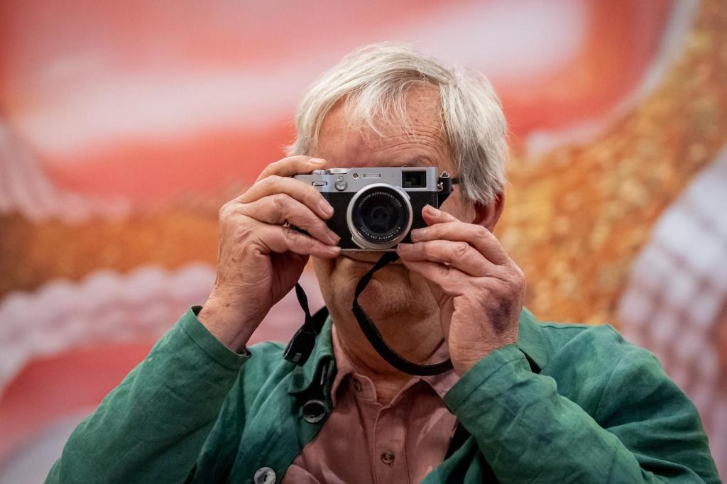 Martin Parr, photographer who transformed the everyday into cultural testimony, dies aged&nbsp;73